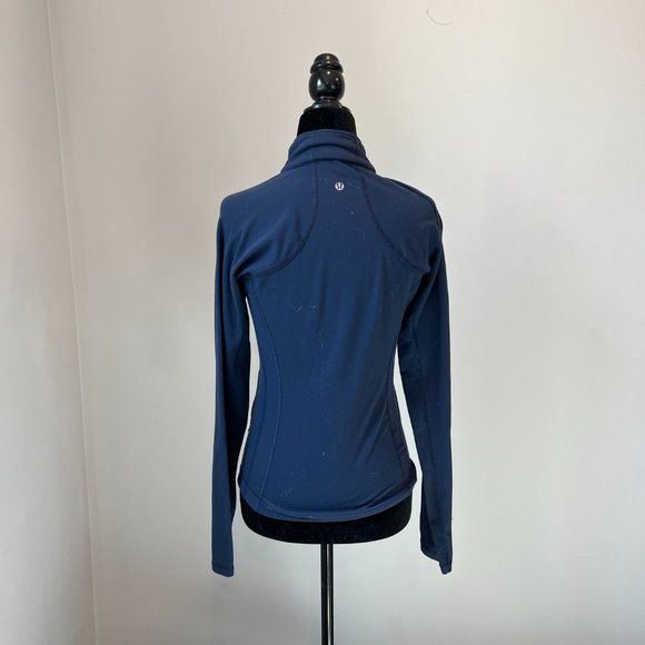 ⭐️ 2/$20 Lululemon Navy Zip Up Light Jacket/Sweater - Picture 4 of 6